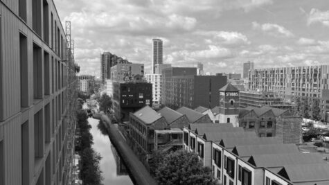 9G plpplc canal view buildings